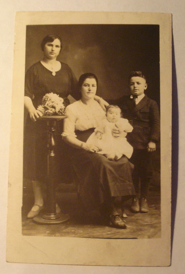 postcard out of new richmond ohio estate auction 03.jpg