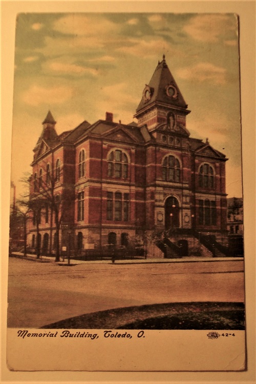 postcard toledo ohio memorial hall.jpg