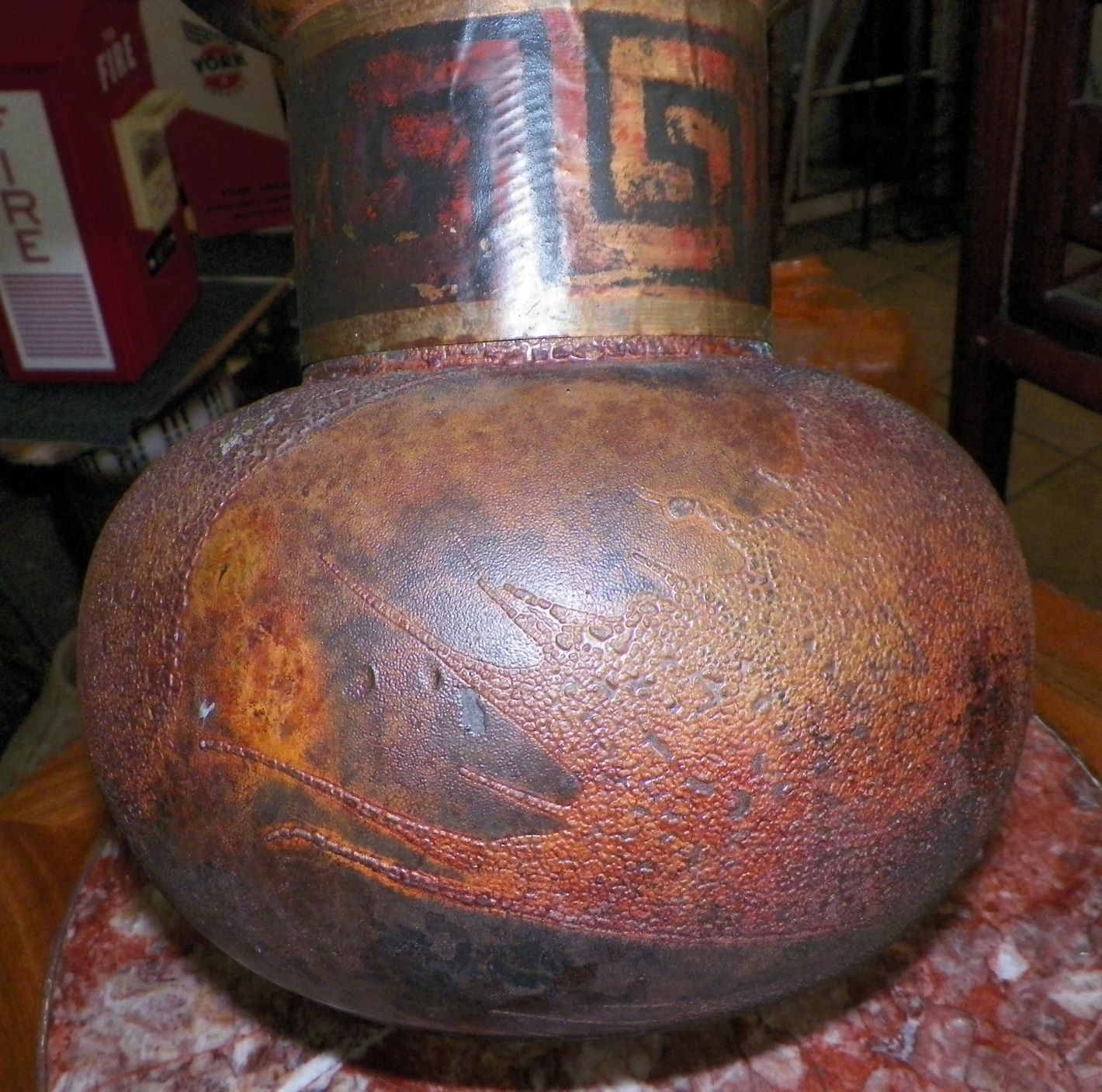 POTTERY 35 SIGNED VASE BOWL 3A_AAA.JPG