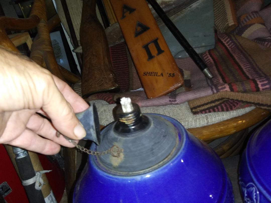 POTTERY BLUE OIL LAMP PAIR 4AA.jpg