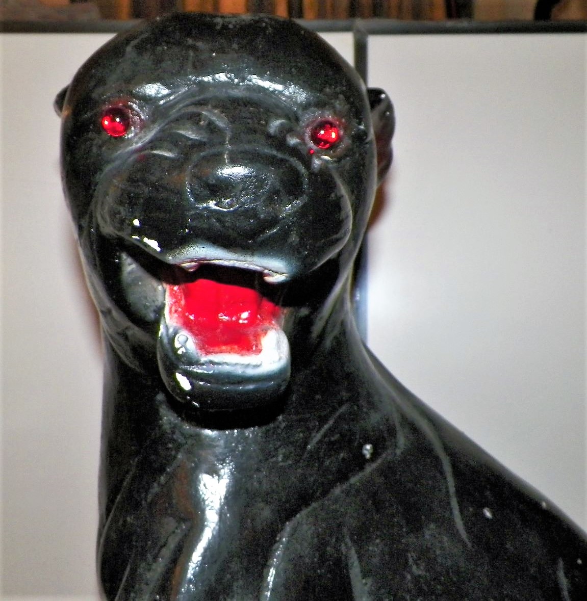 POTTERY CERAMIC BLACK PANTHER STATUE 2AAA (2).JPG