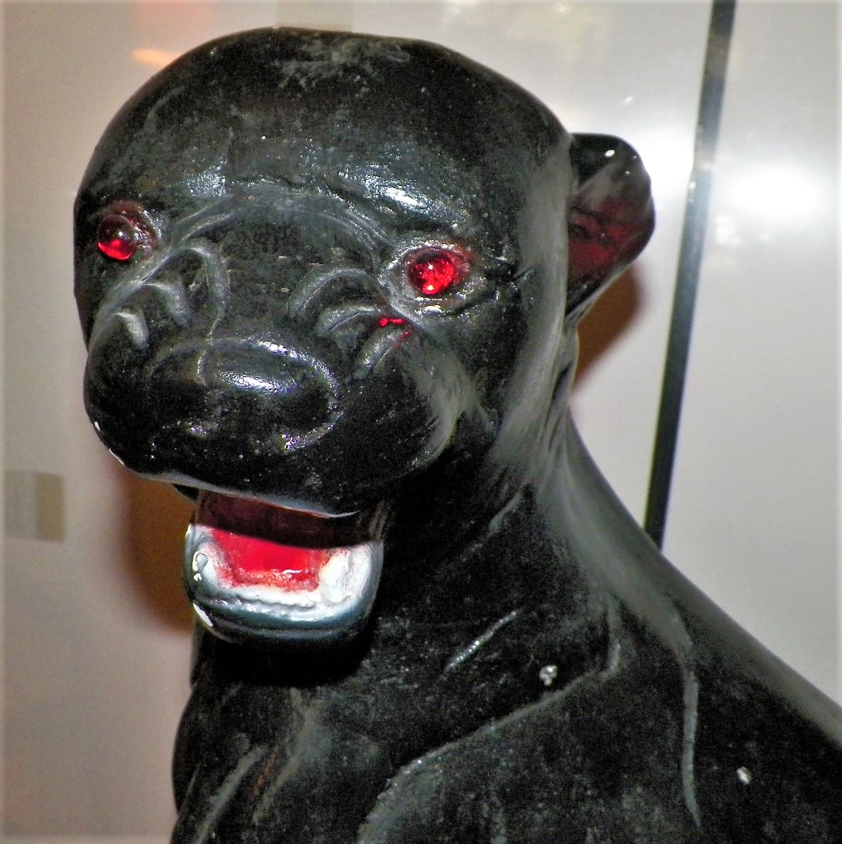 POTTERY CERAMIC BLACK PANTHER STATUE 2BAA (2).JPG
