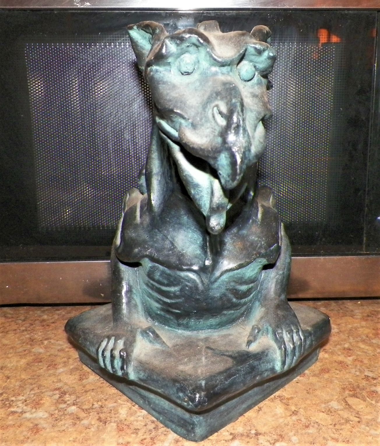 POTTERY DRAGON HEAD 1_BA.JPG