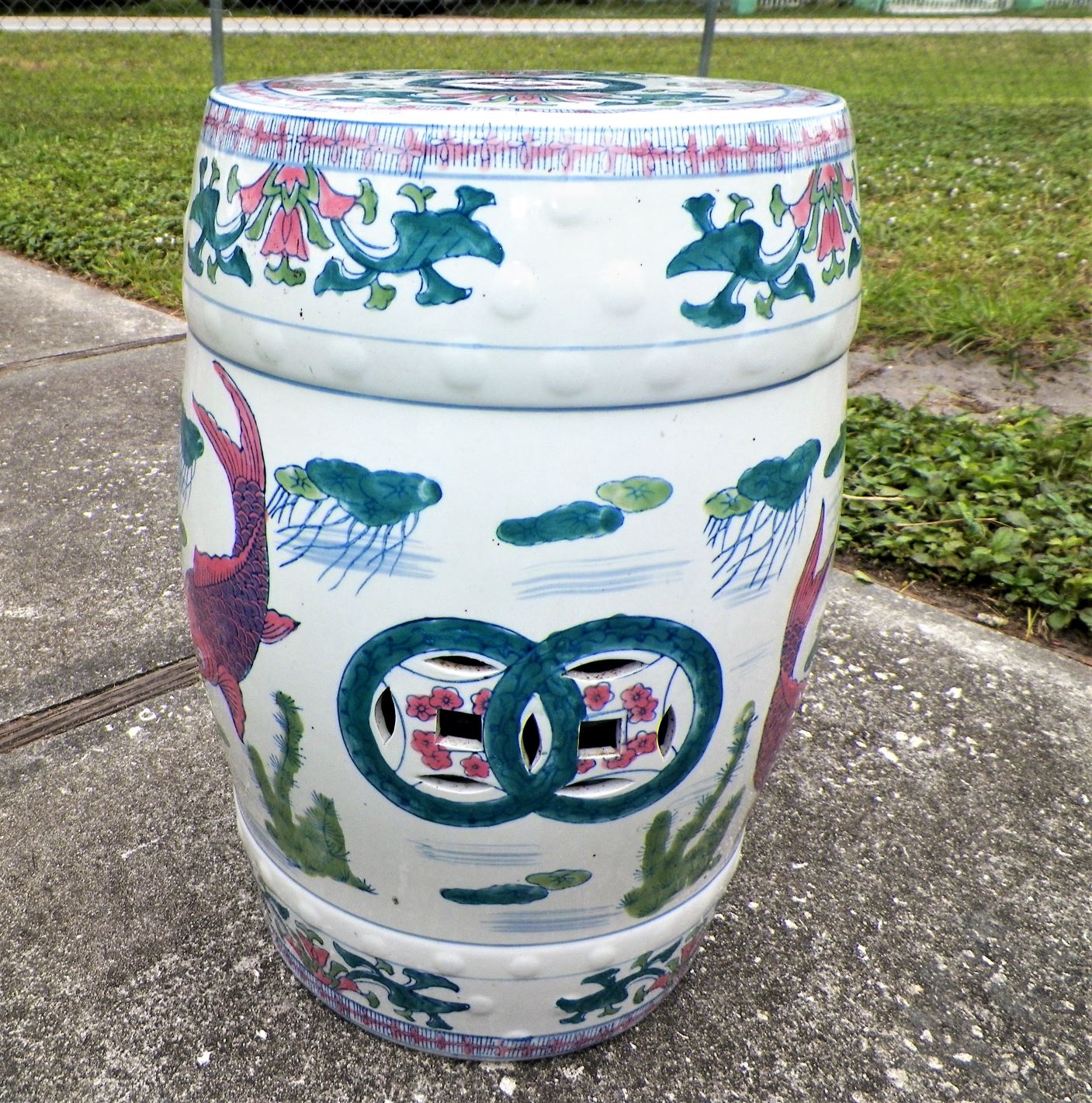 POTTERY GARDEN STOOL KOI FISH 1A_BA.JPG