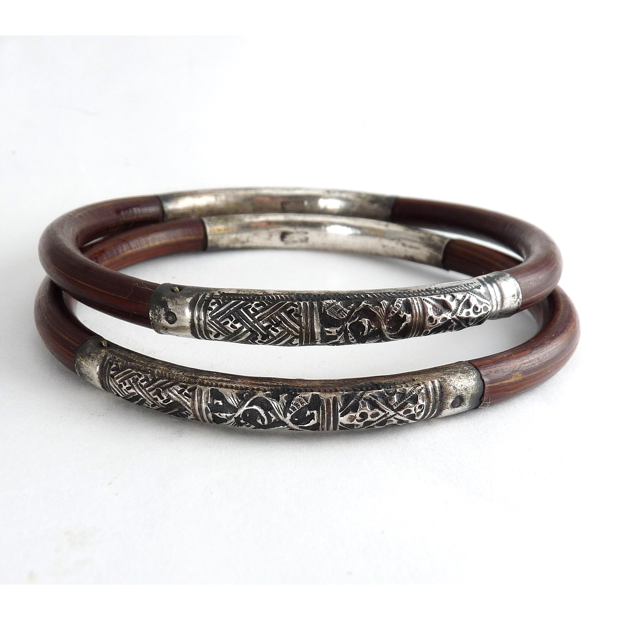 Pr_Indian_Wood_Sterling_bangles_box_2.jpg