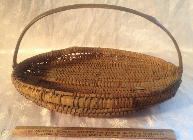 primitive-wood-herb-gathering-basket_1_6323220a92b86011bb3eec0b3168c94d (640x463).jpg