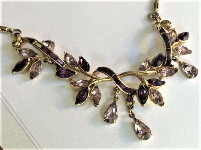 purple necklace1.jpg