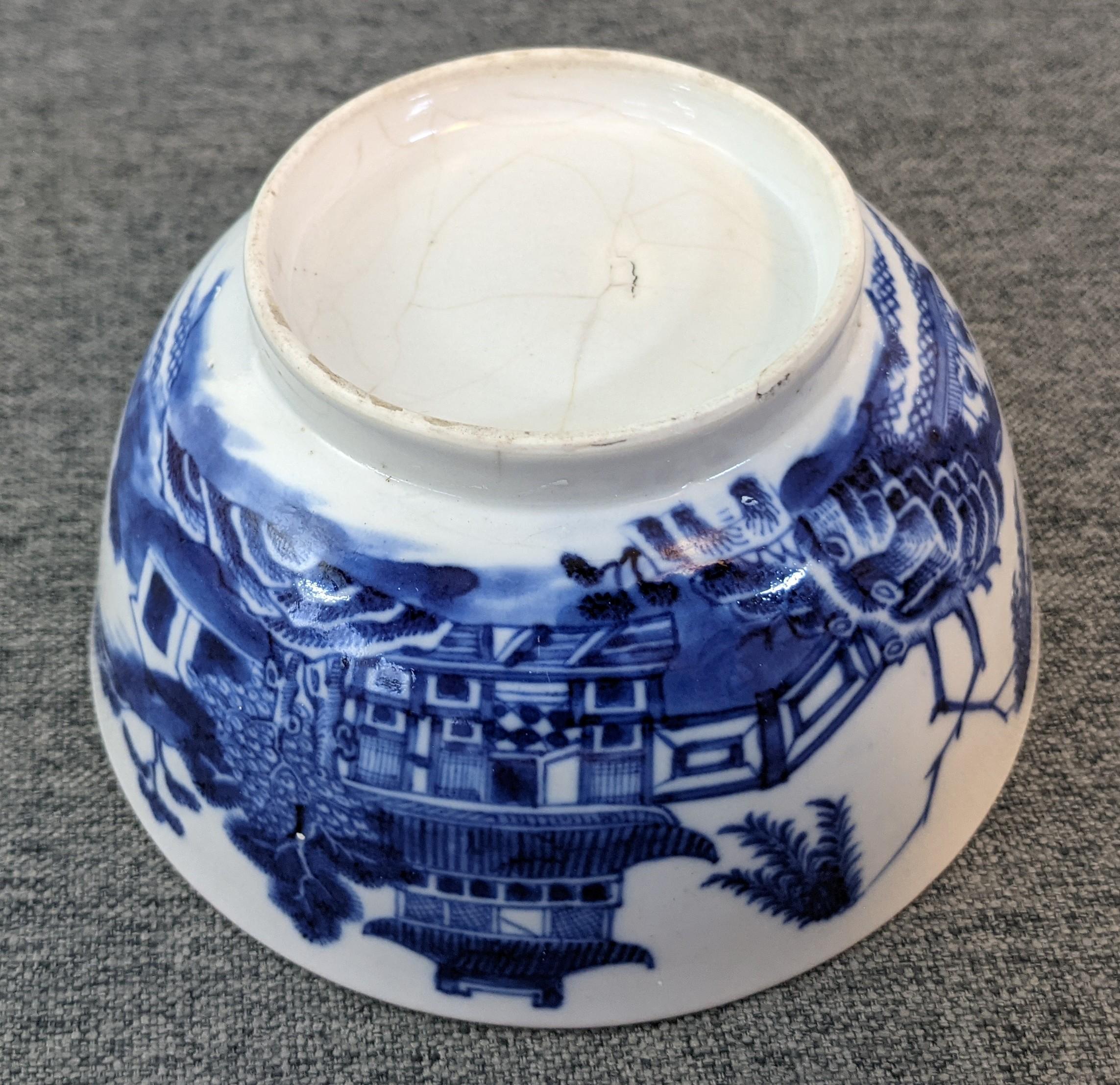 Details on Chinese blue & white antique bowl | Antiques Board