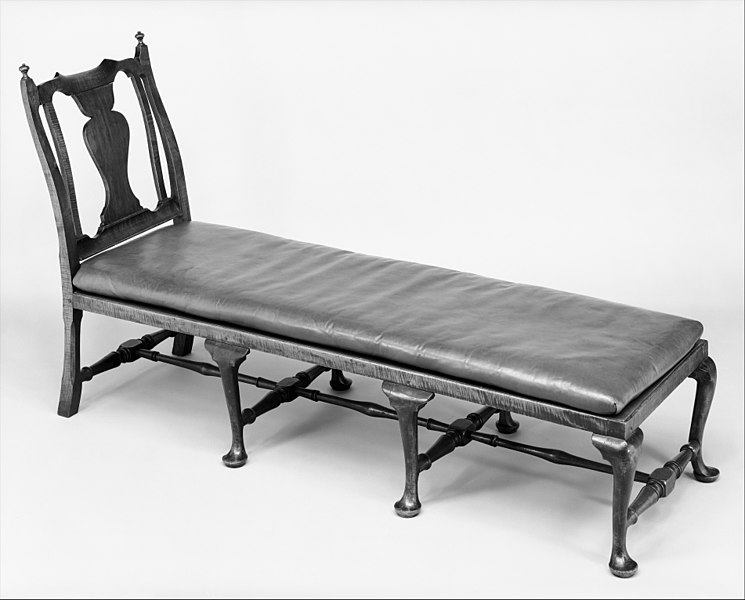 QA daybed.jpg