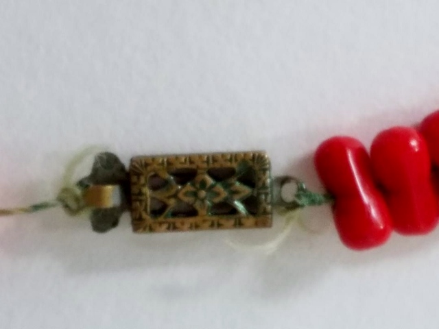 Red Coral Clasp (640x480).jpg