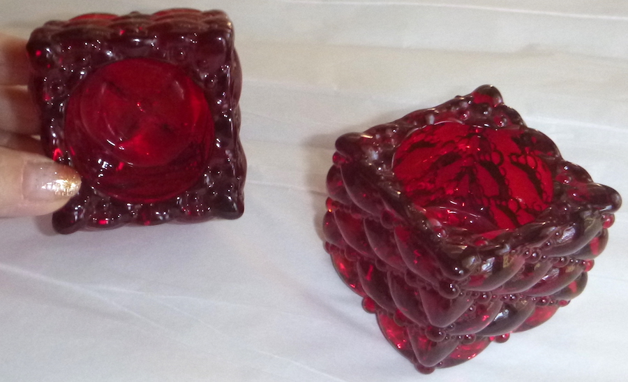 RedCandleHolders0x.jpg