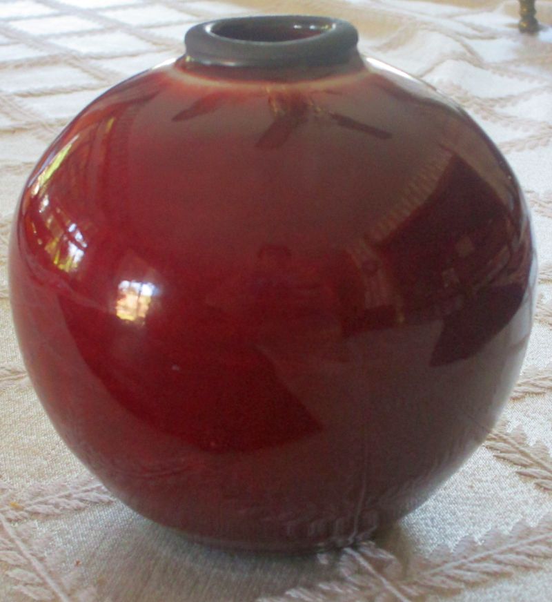 redvase.jpg
