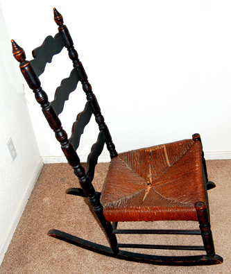 ribbon chair1c.jpg