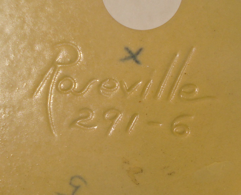 roseville pottery mark 5.jpg