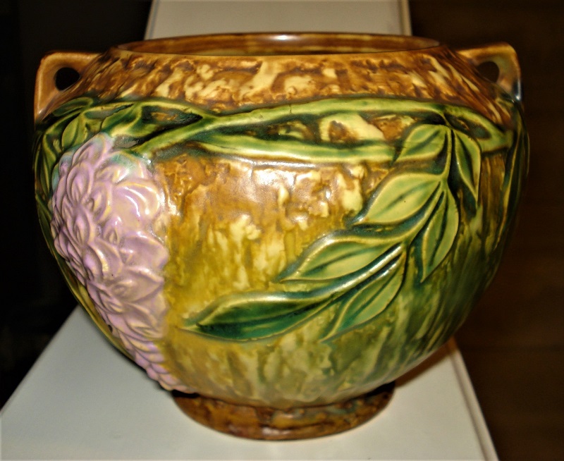 roseville pottery - wisteria vase.jpg