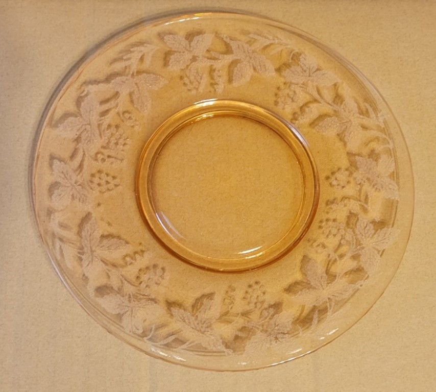 round on brown (2) (Medium).jpg