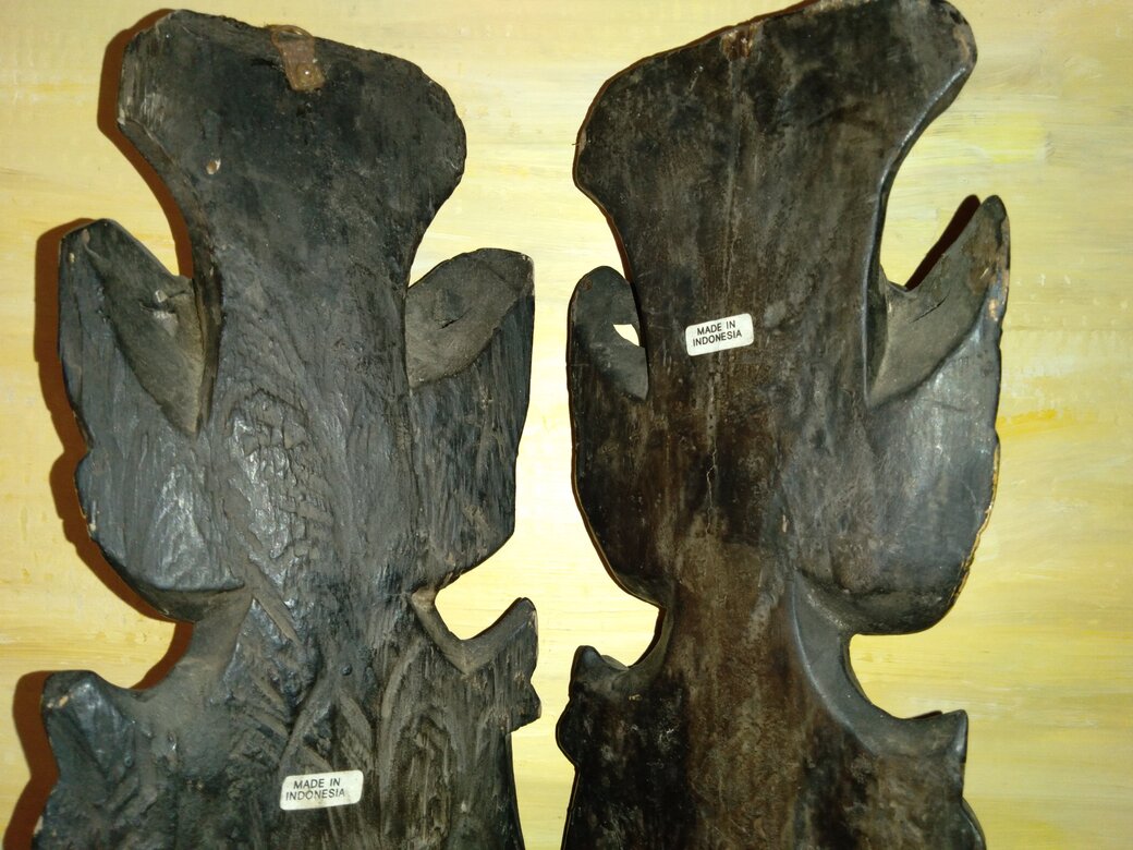 rsz_1vintage_indonesia_wooden_wall_plaques_4_via_estate_sale_009.jpg