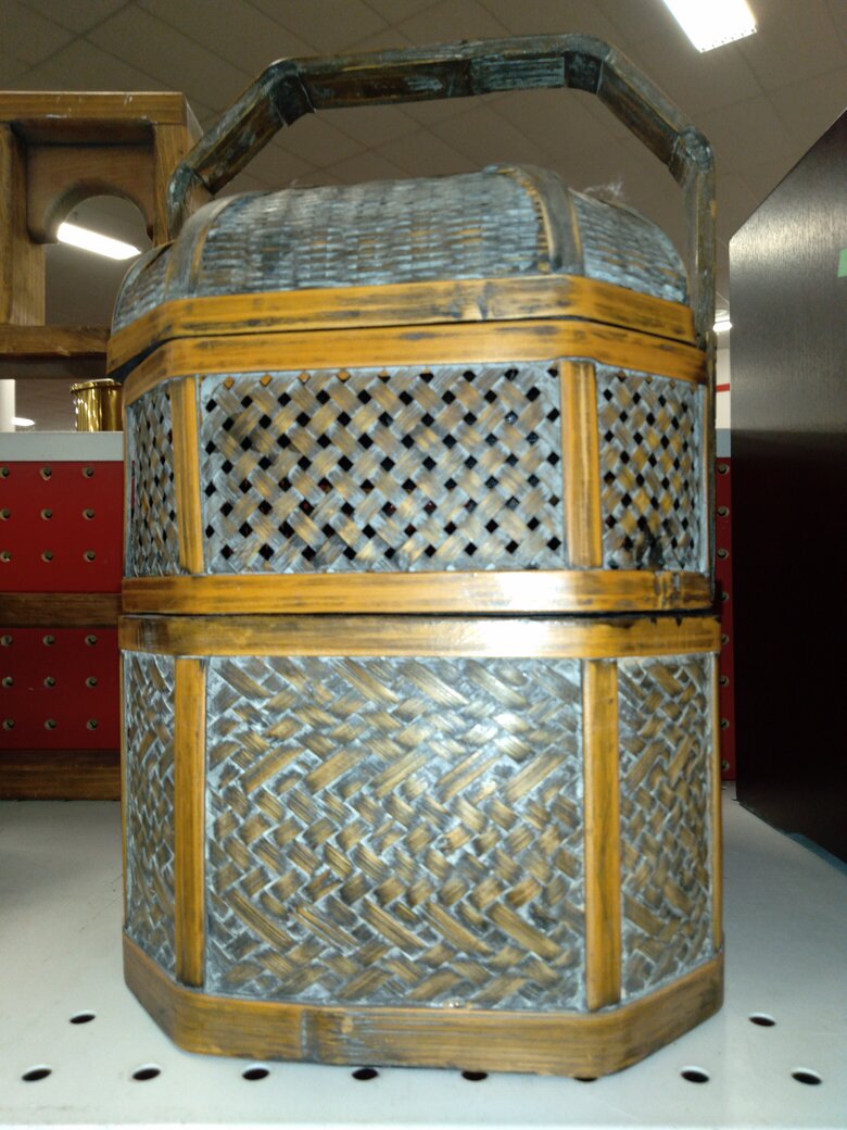 rsz_day_lilies_&_antique_chinese_food_basket_008.jpg
