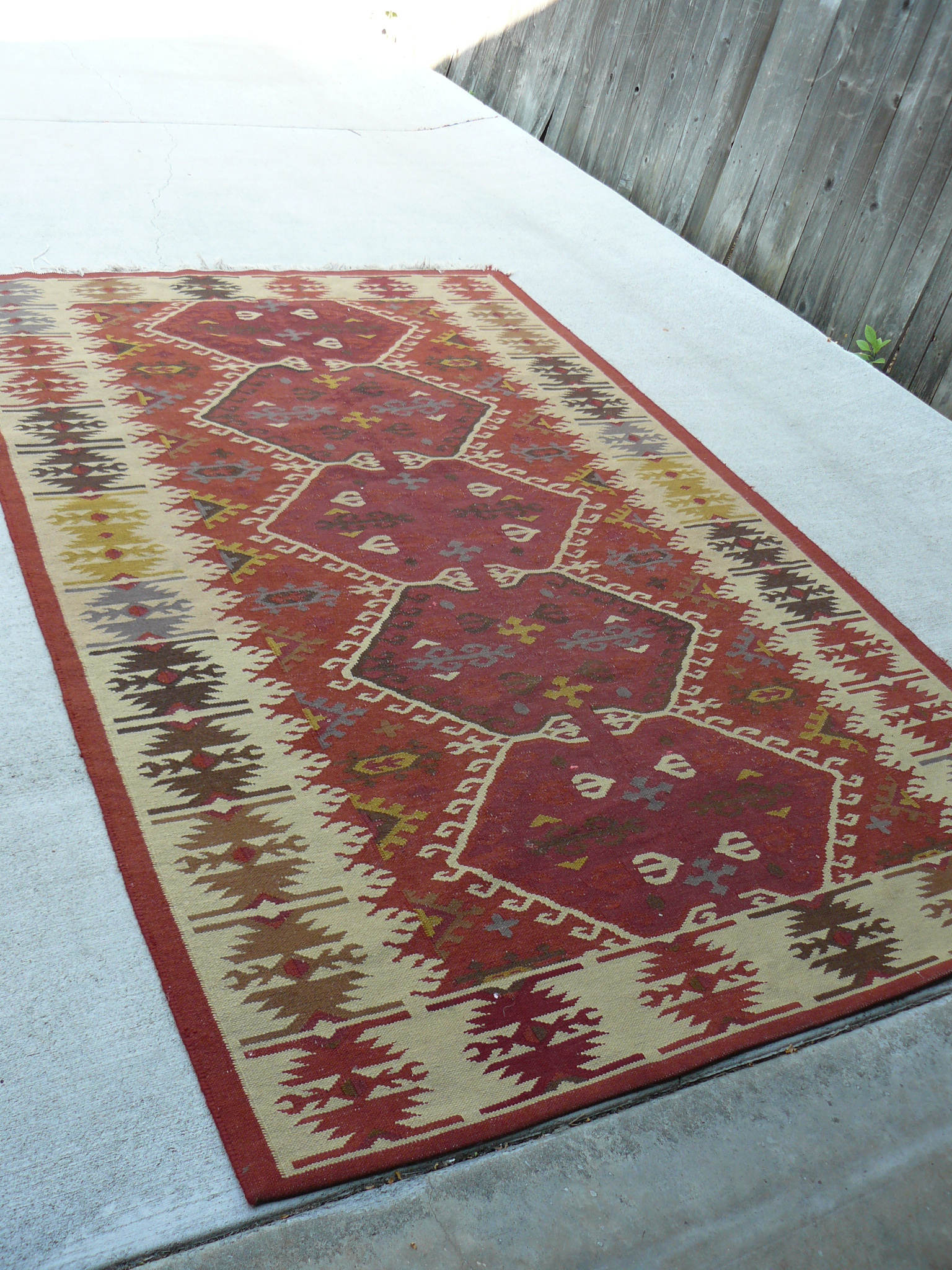 rugfront1.jpg