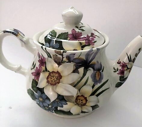 Sadler narcissus teapot.jpg