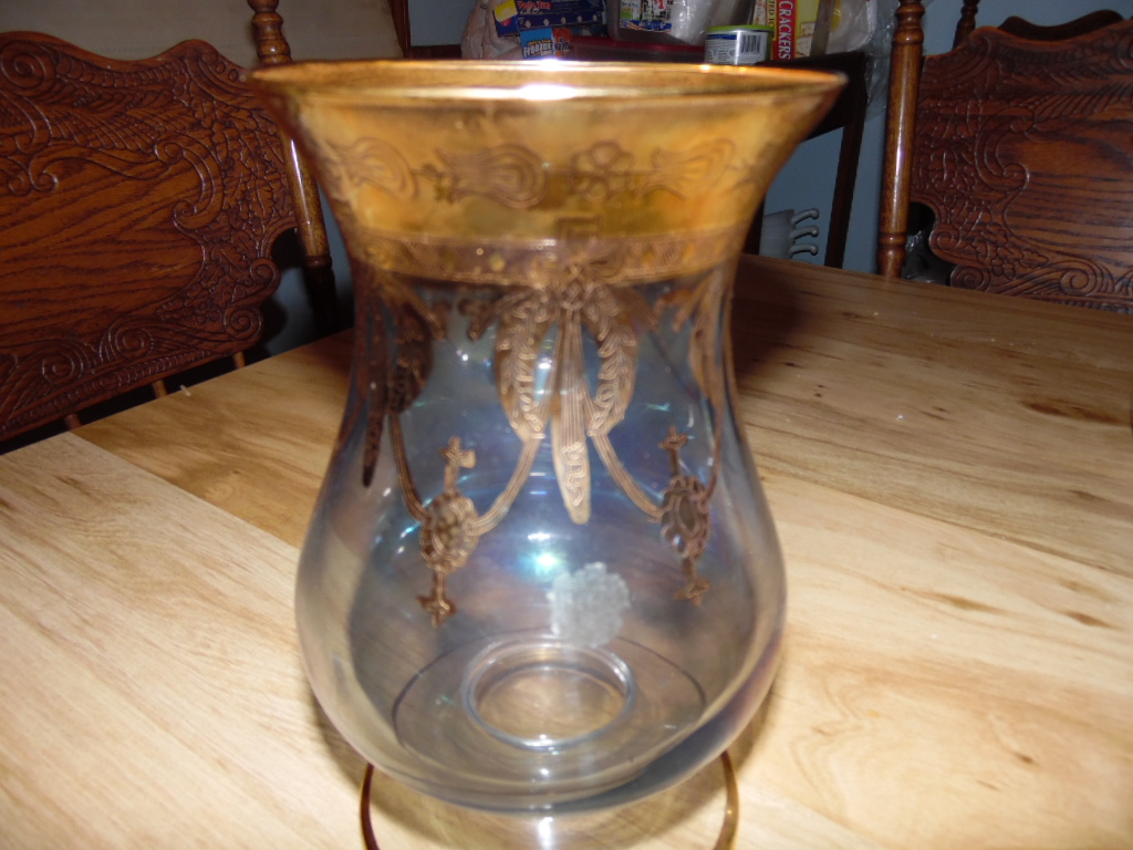 Vintage/Antique Beautiful Glass Vase Gold Overlay,Pontil Antiques Board