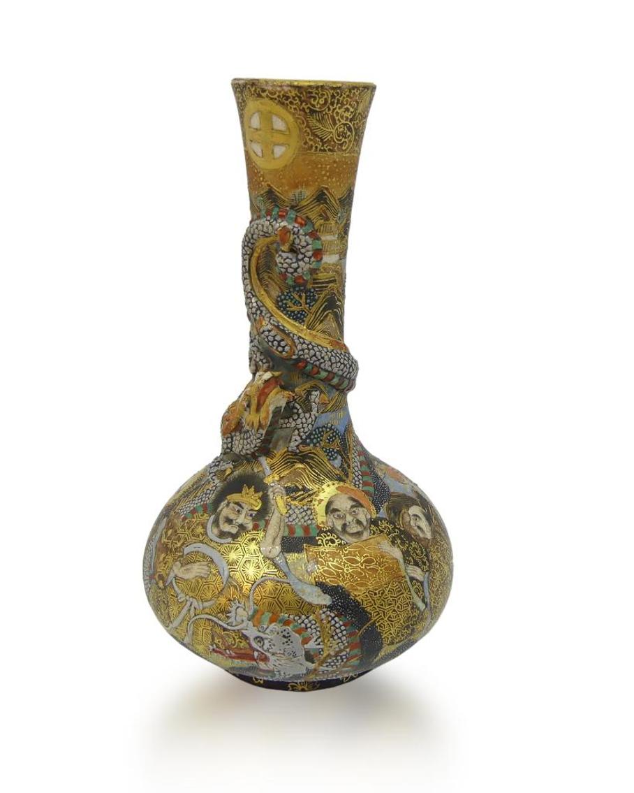 Satsuma vase (BA1020).jpg
