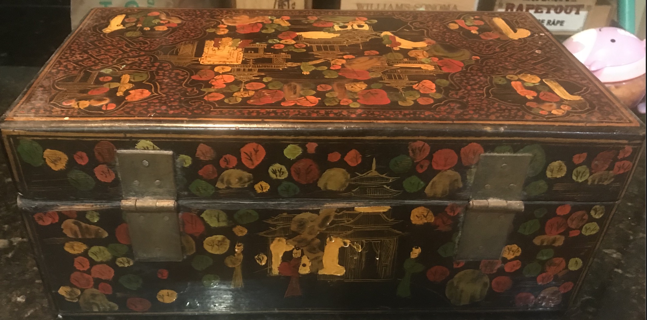 Chinese Box Antiques Board