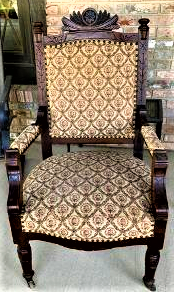 Screenshot_2021-03-30 Chair found at curbside Antiques Board.png