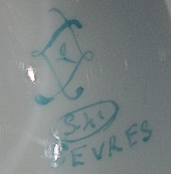 Sevres 6.jpg