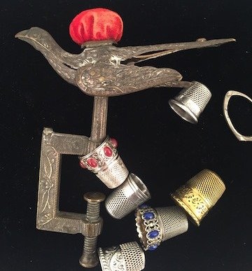 SewingBird-Scissors6Thimbles.jpg