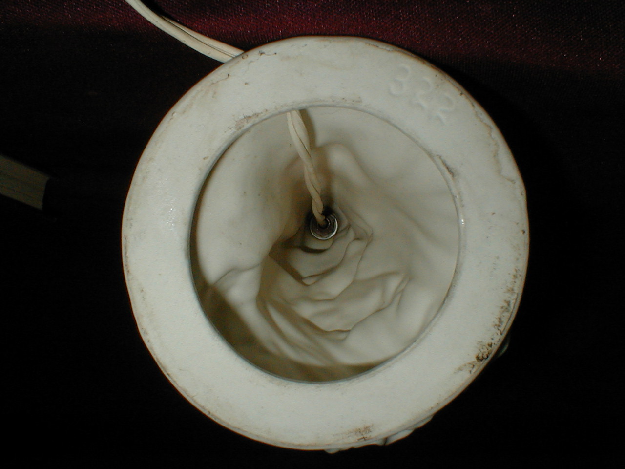 Shawnee 822 or 322 Woman Table Lamp -Works Fine december 30 2019 024.JPG