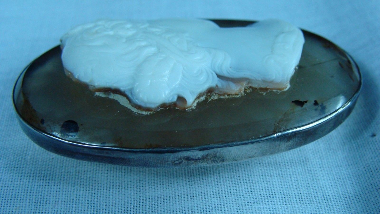 Shell on agate 3E.jpg