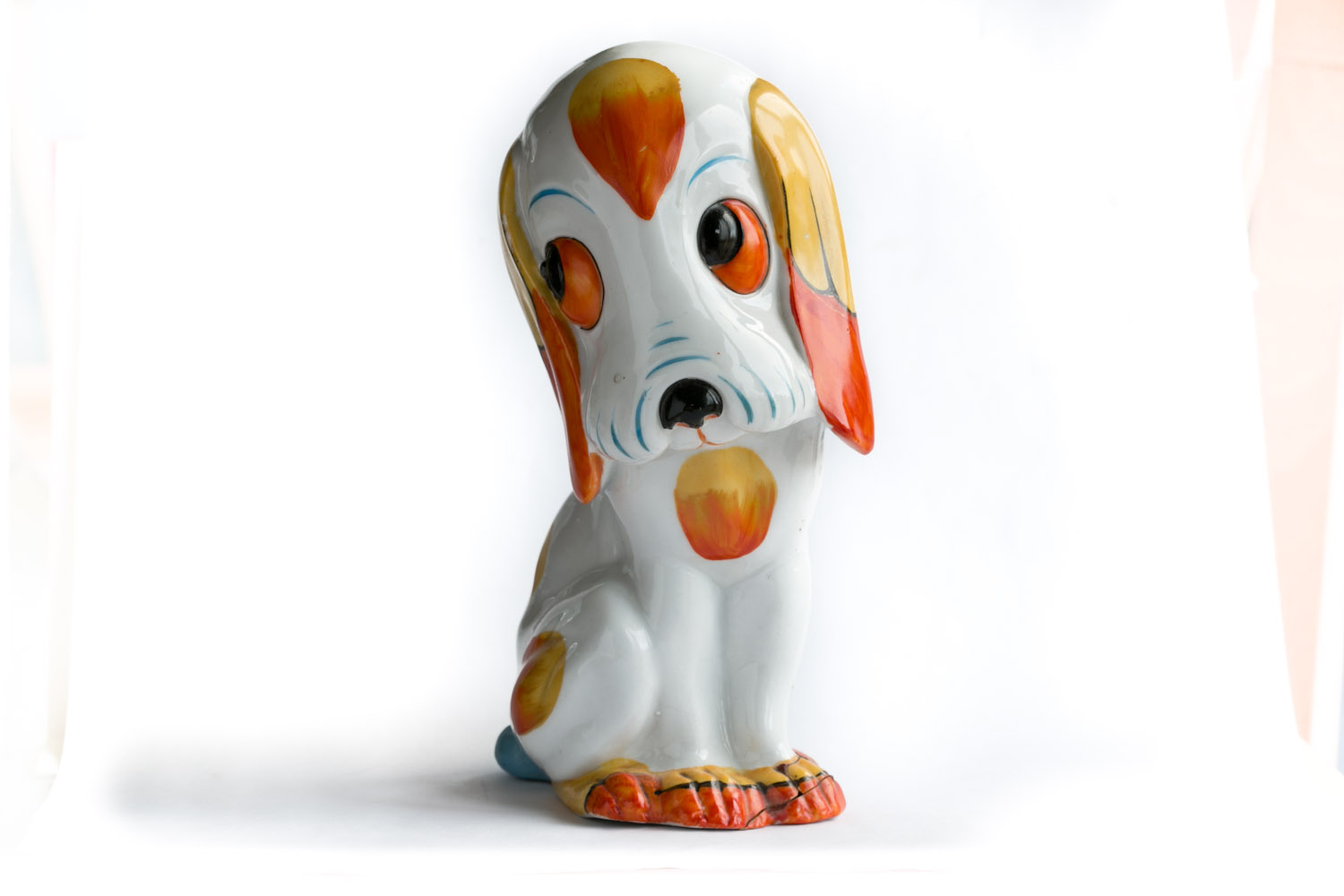 Sier-84217794-keramiek hondje wit beschilderd snoopy-1.jpg