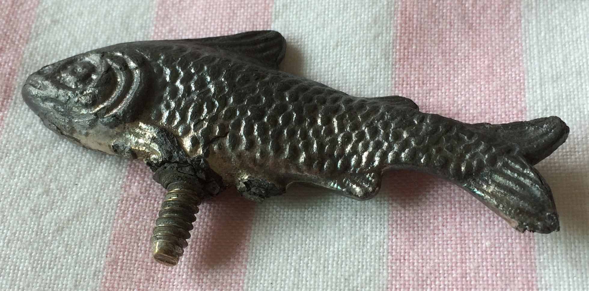 silver and glass box fish1.jpg
