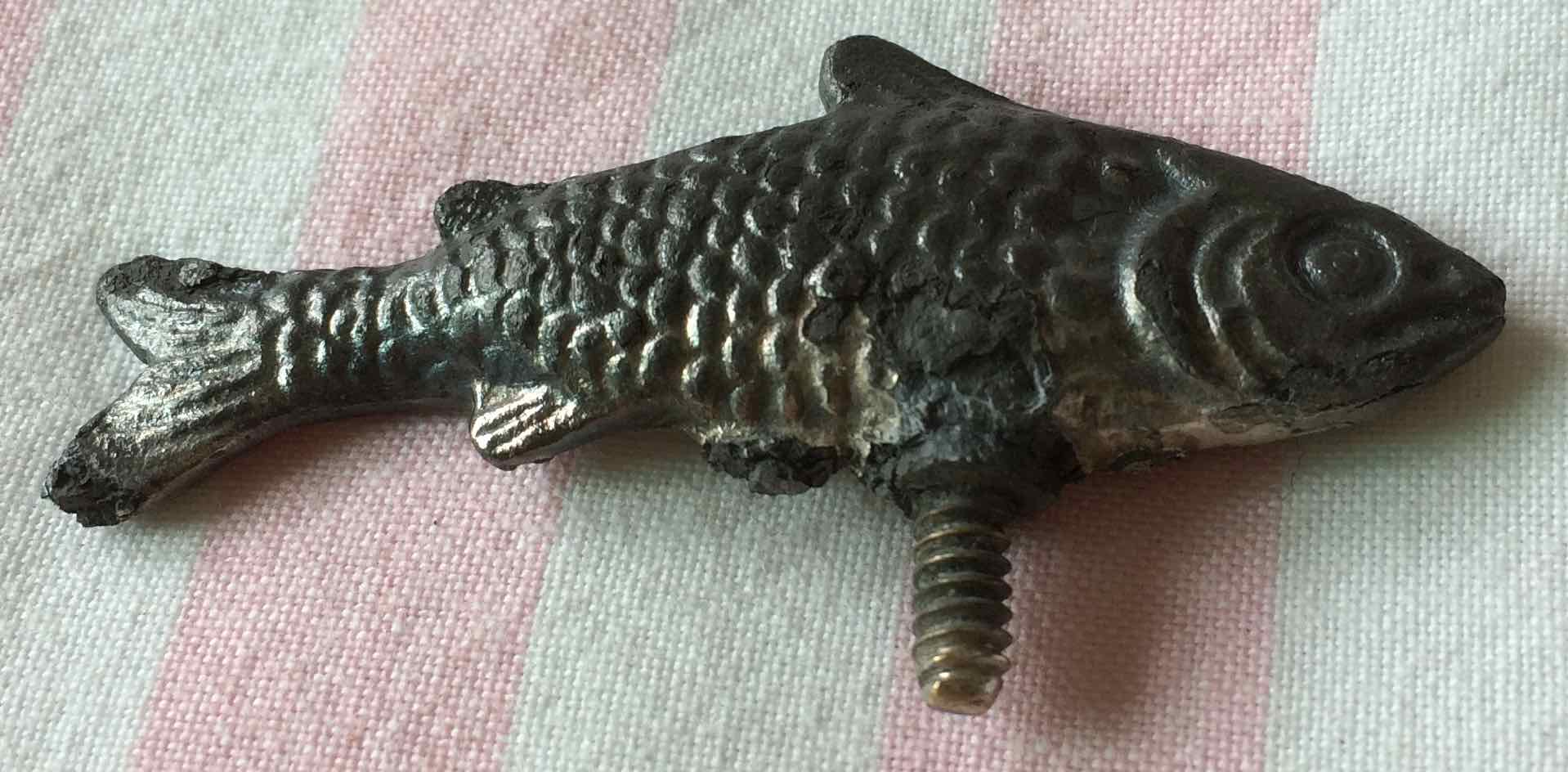 silver and glass box fish2.jpg