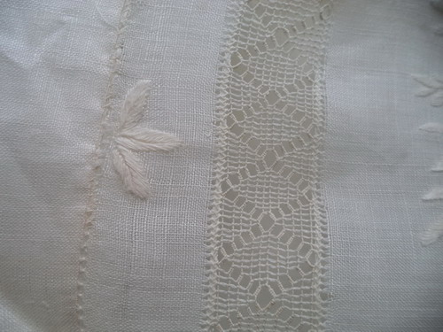 SMALL unknown embroiderey clothC.JPG