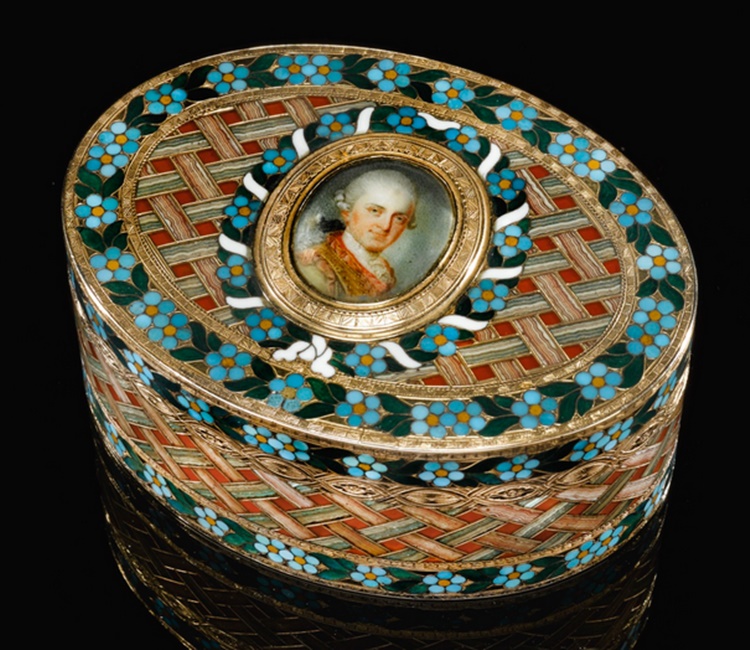 Snuff Box Christian Neuber.jpg