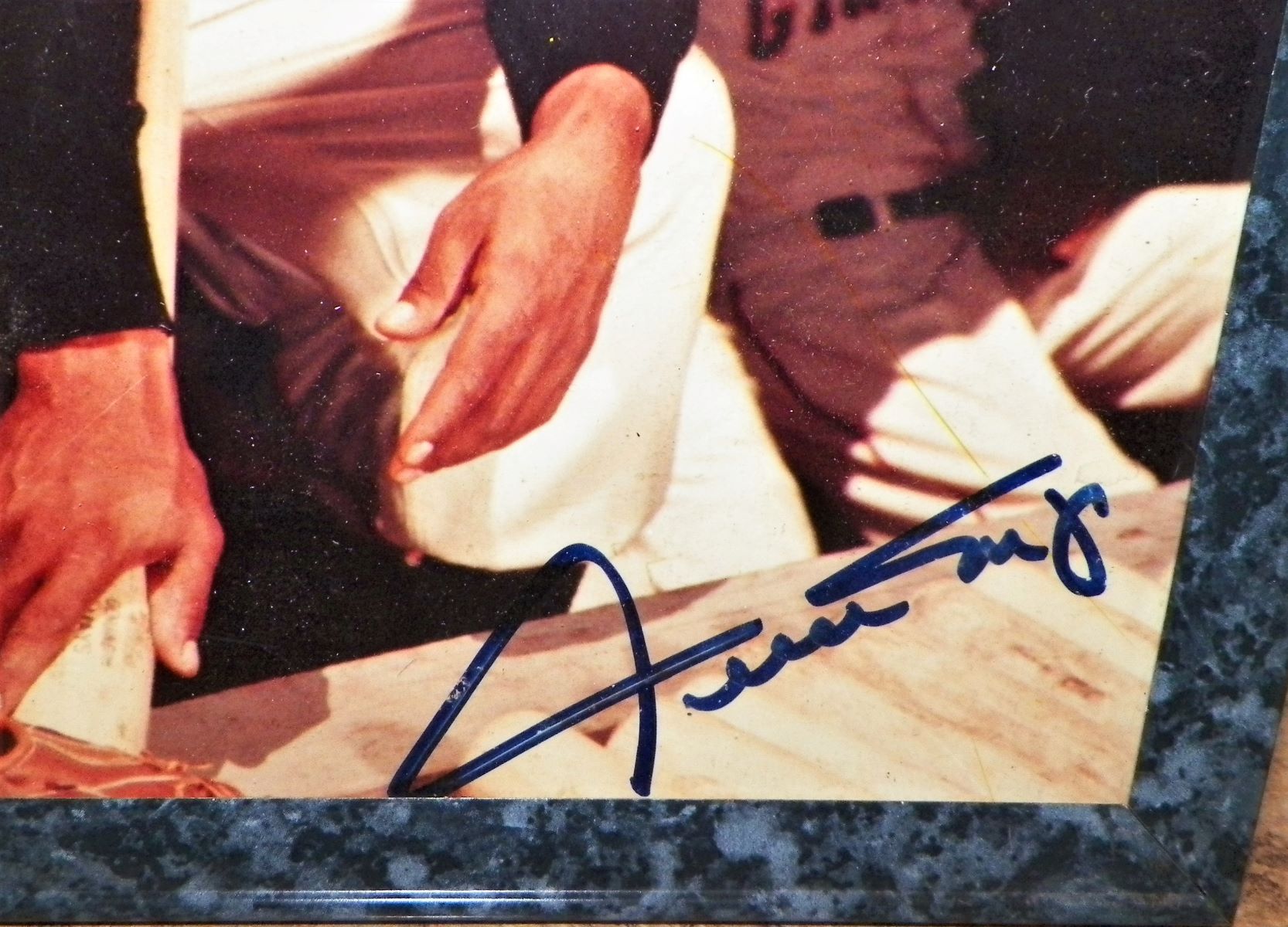 SPORT AUTOGRAPH PHOTO A GROUP 3AAA.JPG