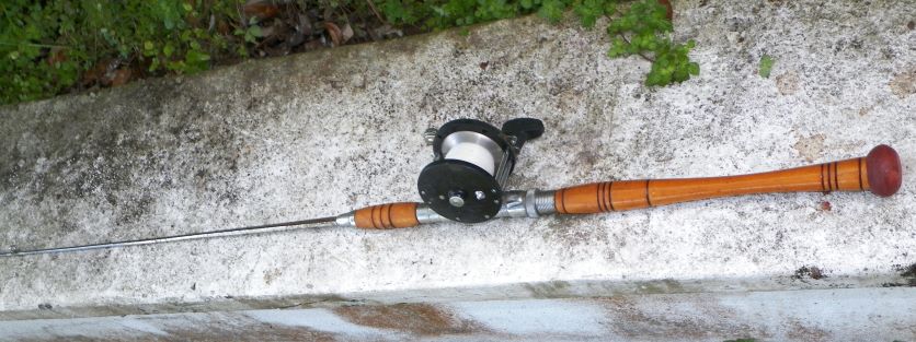 SPORT FISHING ROD & REEL METAL 7AA.JPG