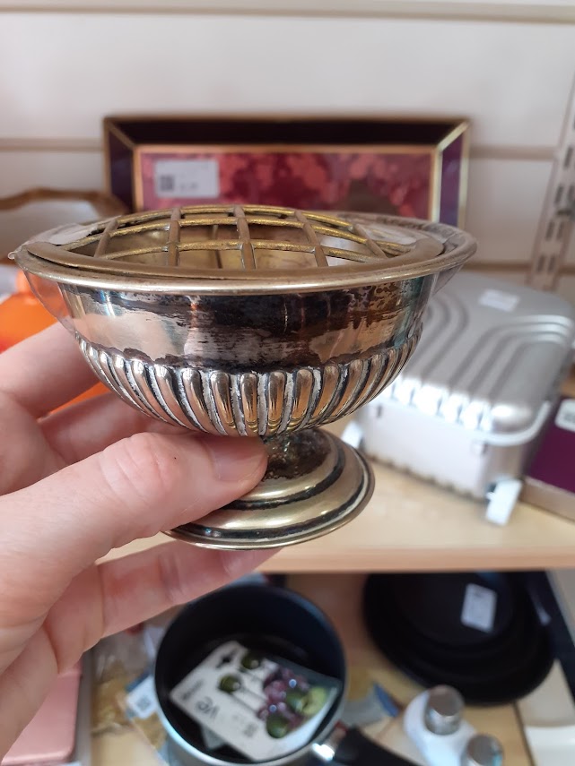 squirrel brand cup 2.jpg