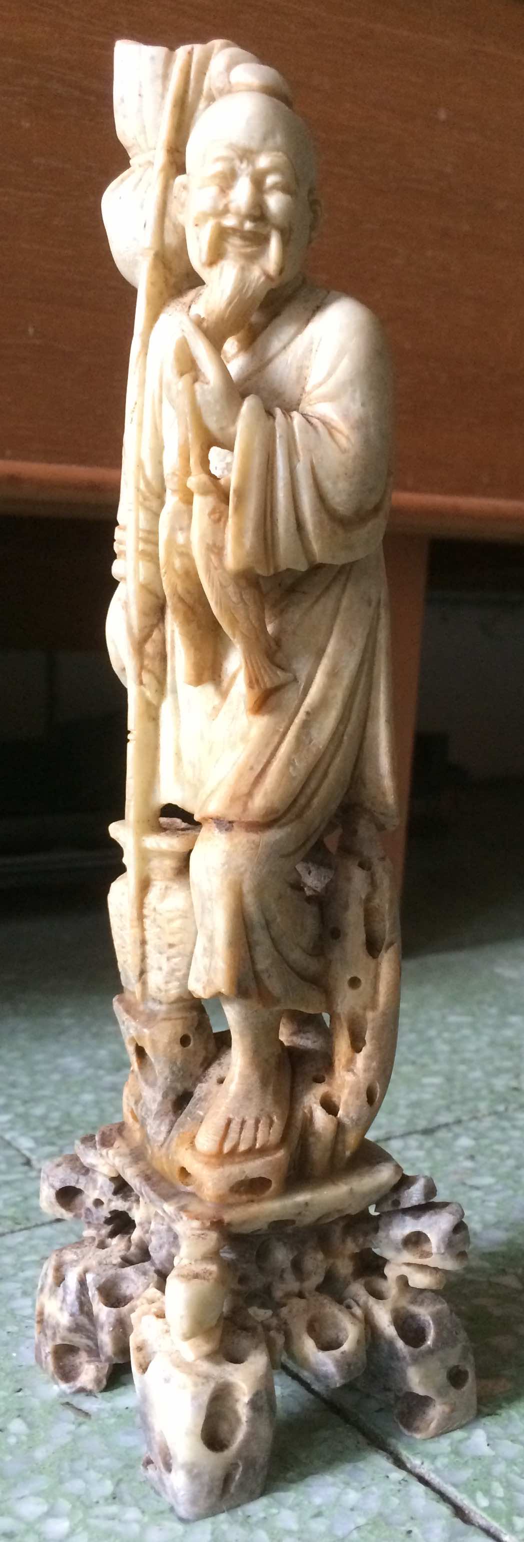 what are these stones used for the statues called? Antiques Board