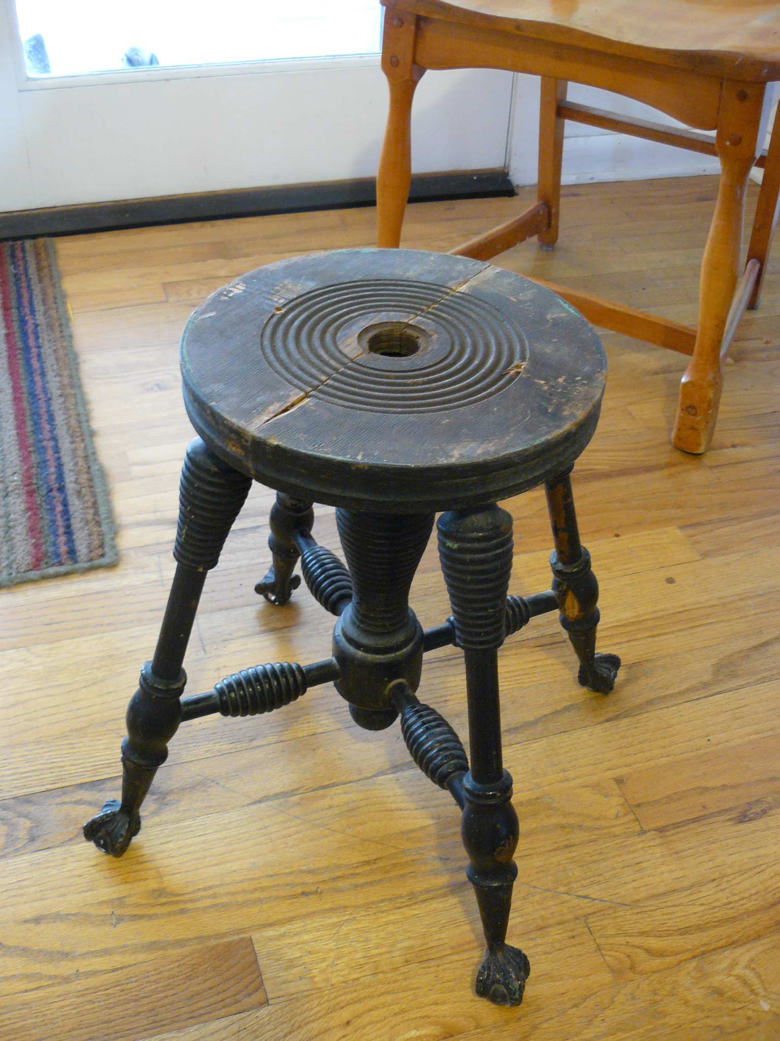 stool3.jpg