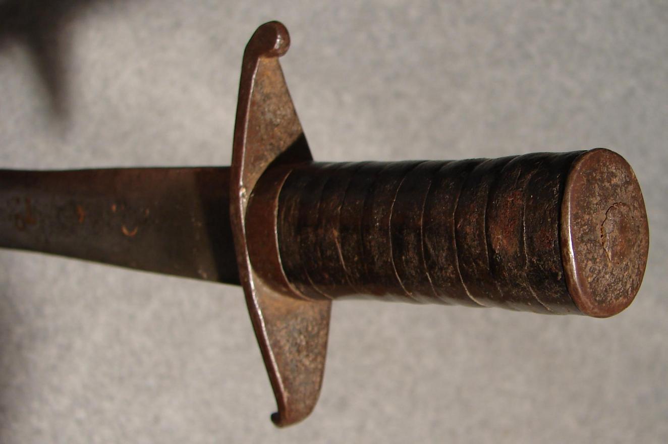 Sword-Short-1783-A-pommel.jpg