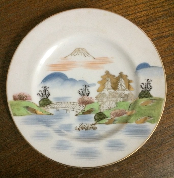 tea set1 plate.jpg