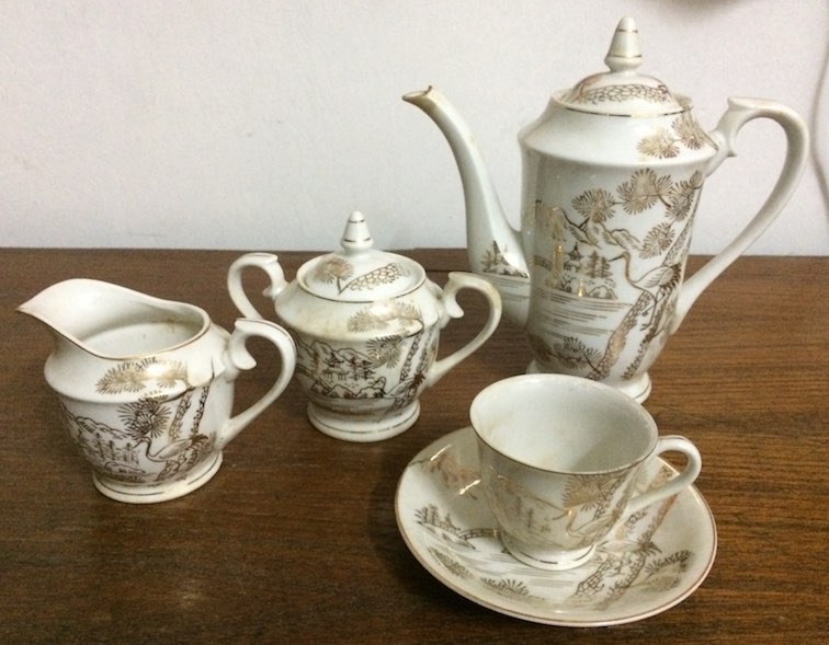 tea set2 angle.jpg