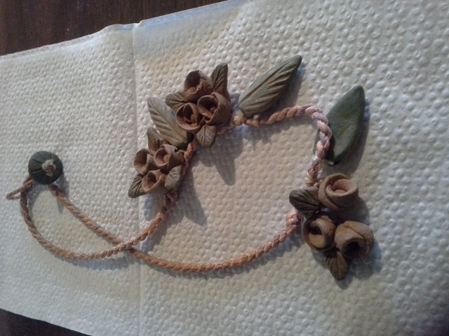 terracotta necklace.png