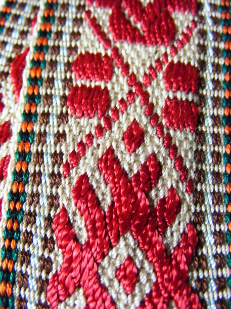 TEXTILE STRIPS 004-001.JPG