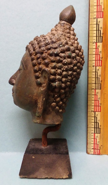 Thai Bronze Buddha head 2 (373x640).jpg