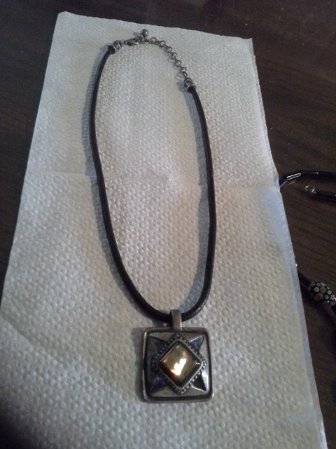 tigerseye necklace1.png