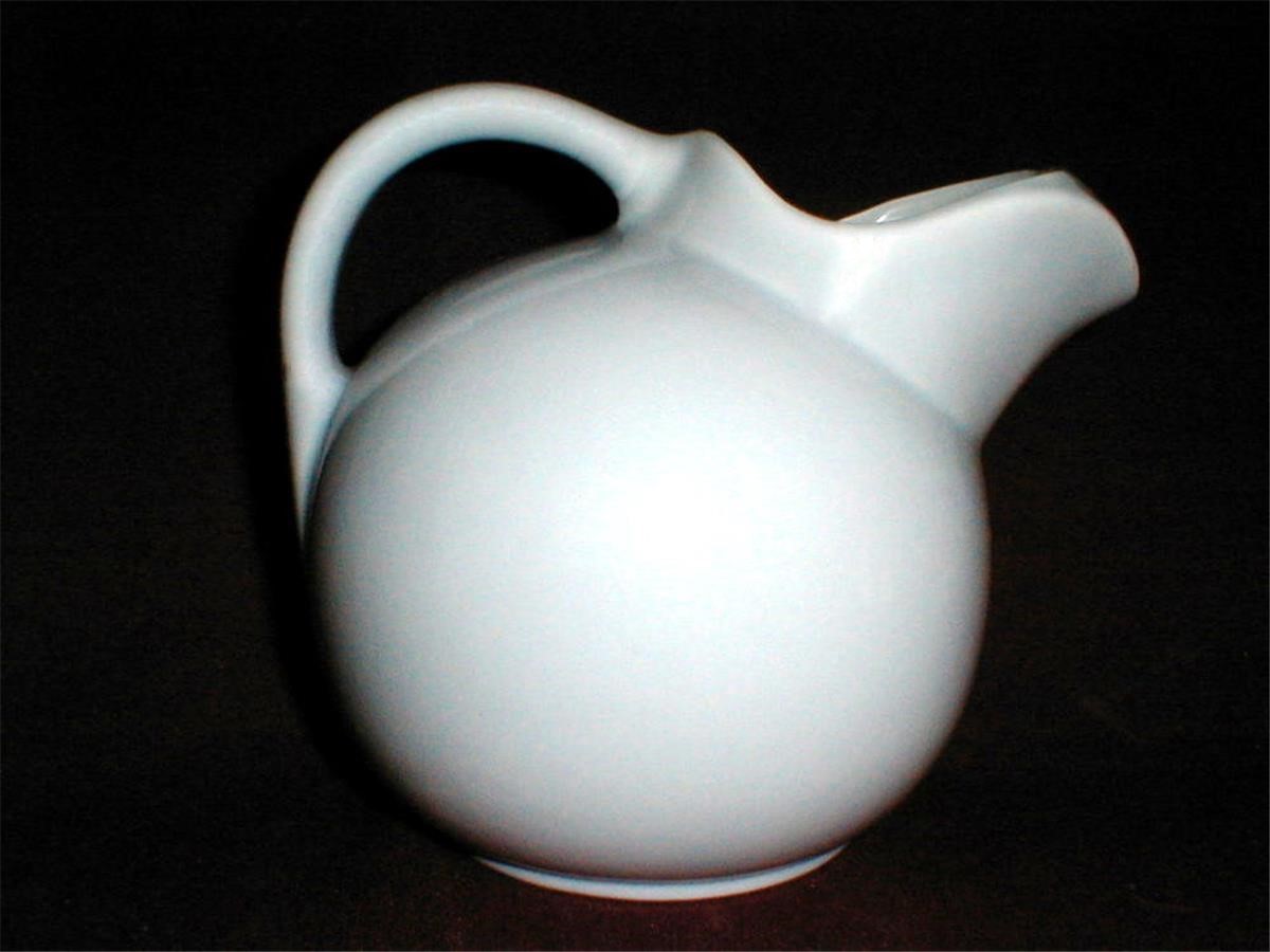 tilt 2 jug pitcher gray (3).JPG